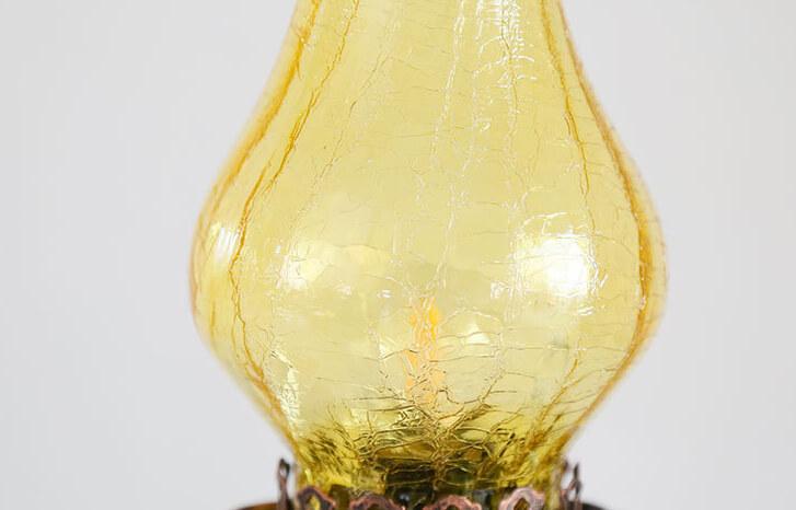 Charming Vintage Kerosene Oil Lamp – Antique 1-Light Table Lamp