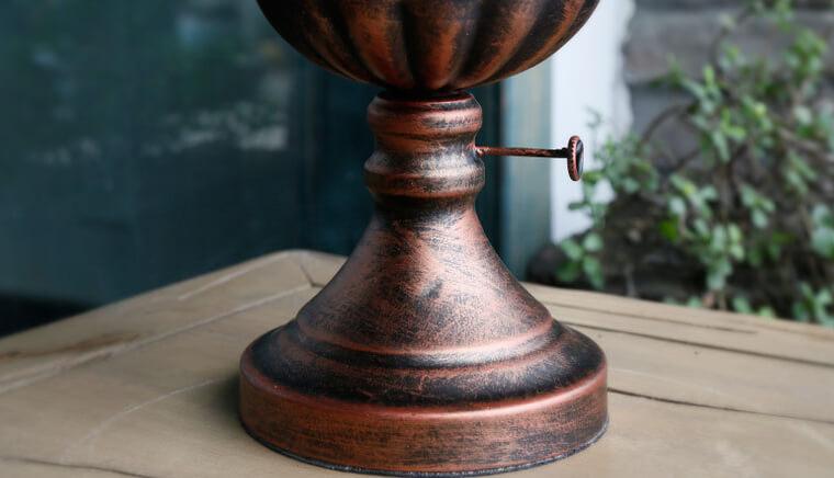 Charming Vintage Kerosene Oil Lamp – Antique 1-Light Table Lamp