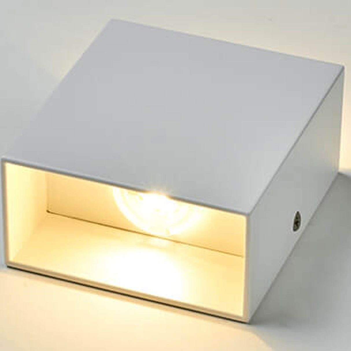 Contemporary Square LED Wall Sconce with Body Sensor – Modern Minimalist Lighting
