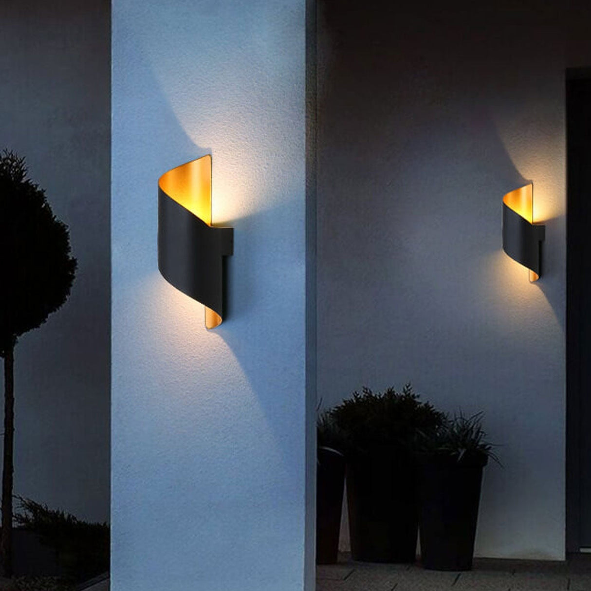 Sleek Modern Outdoor Aluminum LED Wall Sconce with Curved Column - Waterproof