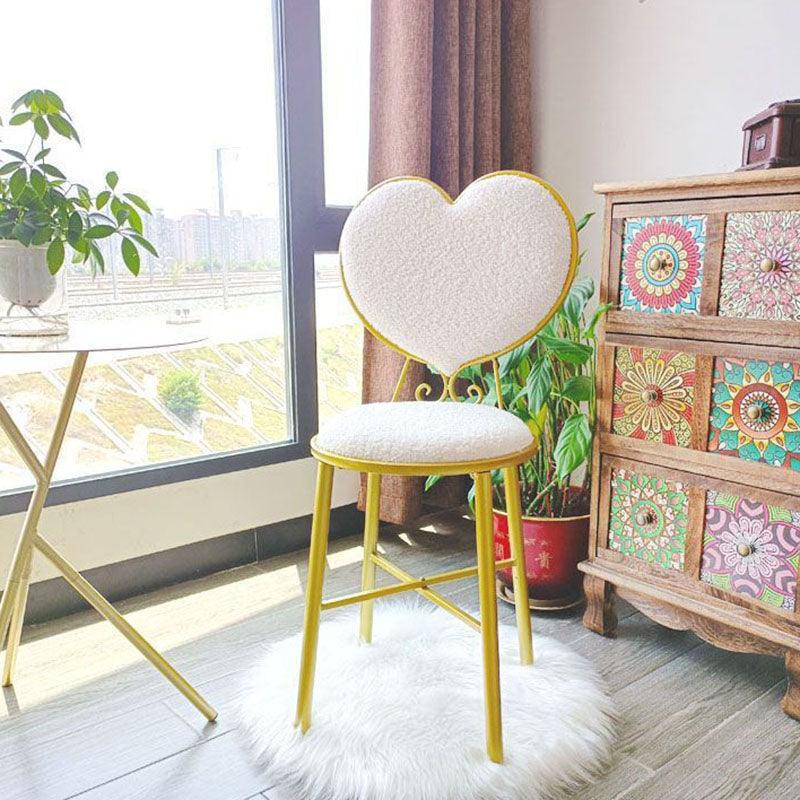 Heart-Shaped Plush Teddy Fur Vanity Stool with Velvet Upholstery and Metal Frame, Foam-Cushioned Backrest — Modern Minimalist Bedroom Chair