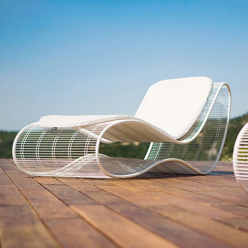 Modern Minimalist Curved Aluminum Alloy Garden Recliner Backrest with Fabric Sponge
