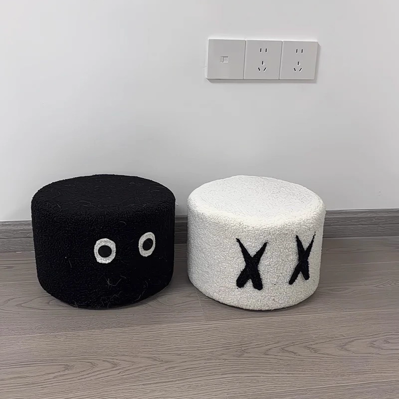 Contemporary Kids Round Lamb-Fleece Stool — Solid Wood, Multi-Layer Construction, Removable & Washable Cover, Low, Backless & Armless, Ideal for Entryways
