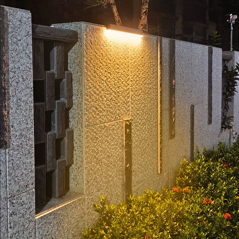 Modern Minimalist Solar LED Wall Sconce – Waterproof Aluminum Strip, Tempered Glass Wall Washer for Outdoor Patio