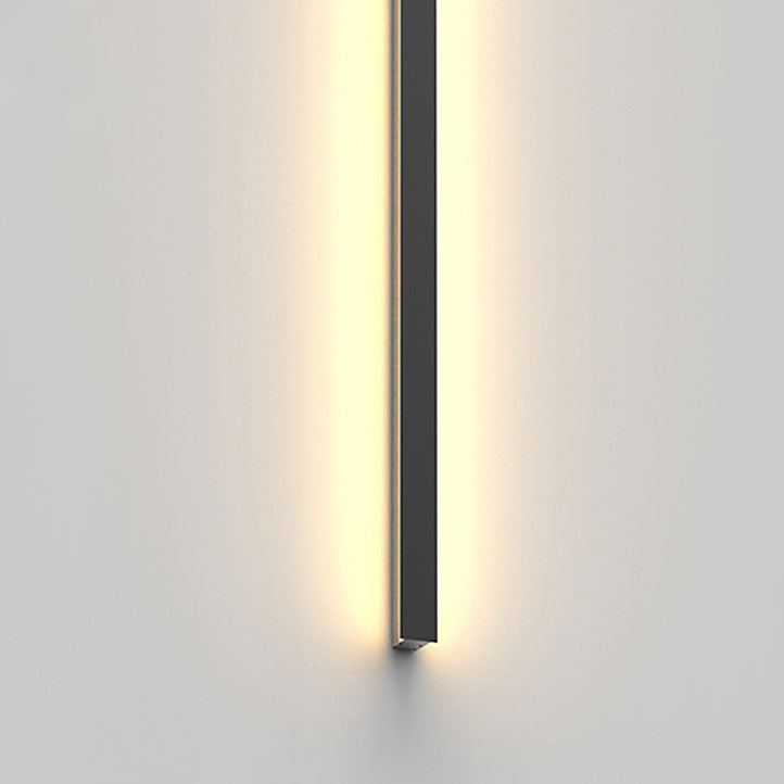 Modern Minimalist Outdoor LED Wall Sconce Lamp – Waterproof, Long Aluminum & Acrylic Construction for Patio