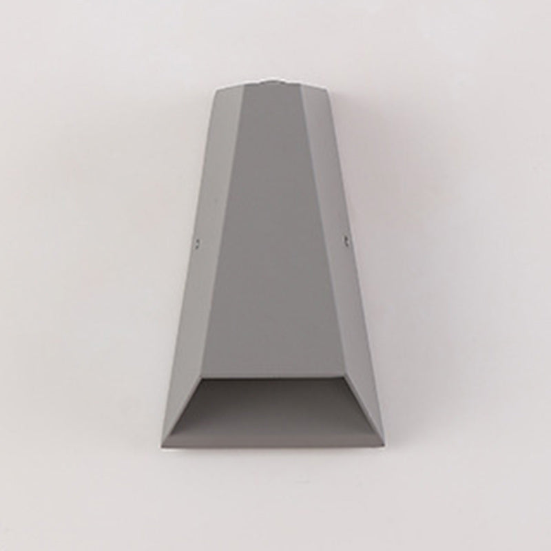 Modern Minimalist Aluminum Trapezoid LED Outdoor Wall Sconce with Up & Down Lighting for Garden