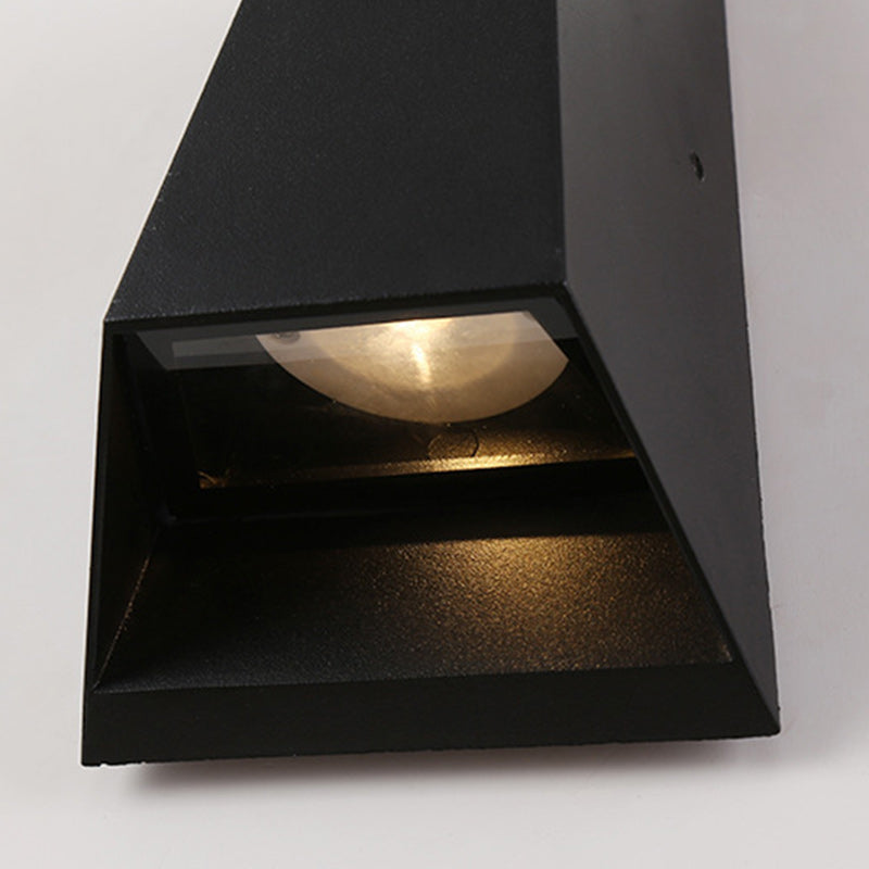 Modern Minimalist Aluminum Trapezoid LED Outdoor Wall Sconce with Up & Down Lighting for Garden