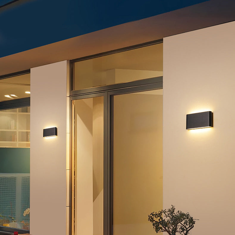 Sleek Modern Minimalist Waterproof Rectangle Aluminum LED Outdoor Wall Sconce Light for Patio