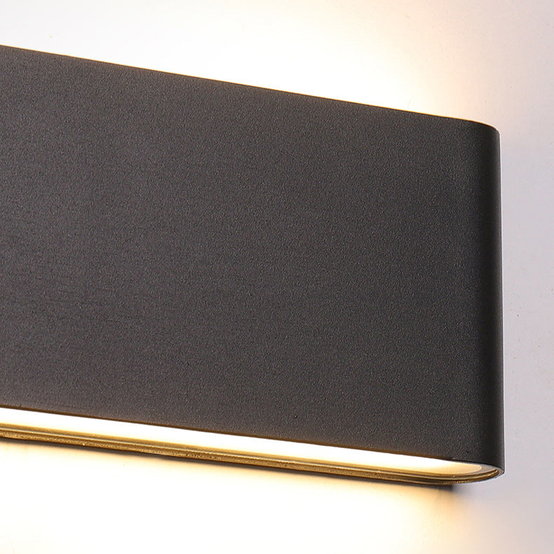 Sleek Modern Minimalist Waterproof Rectangle Aluminum LED Outdoor Wall Sconce Light for Patio