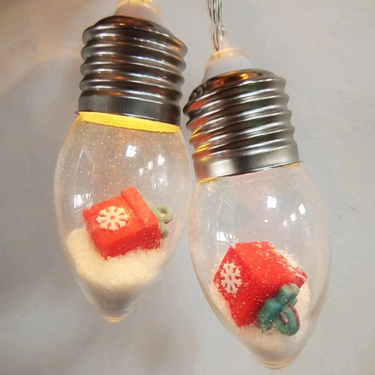 Contemporary Waterproof LED String Lights with PVC Bulbs – USB & Battery Powered, Creative Christmas Decoration for Living Room