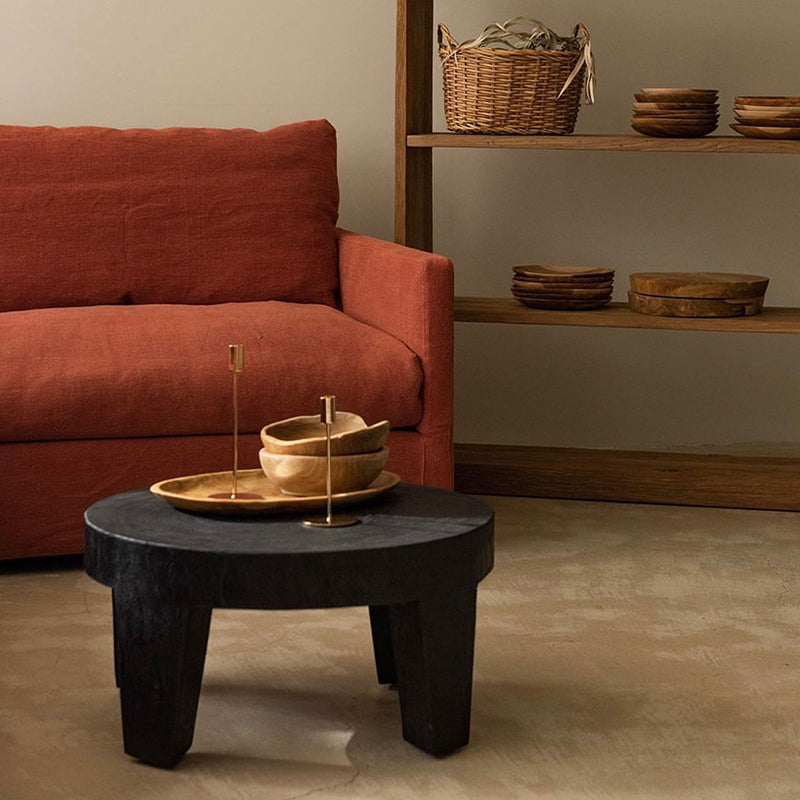 Traditional Rustic Round Coffee Table in Solid Wood – Handcrafted, Low-Profile Sculptural Centerpiece for the Living Room