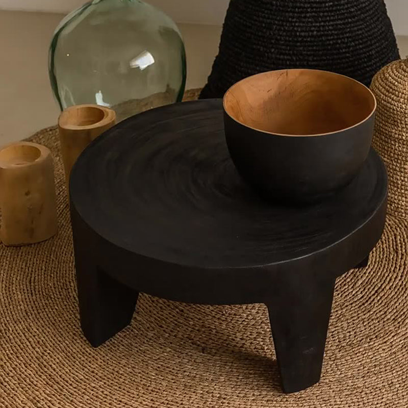 Traditional Rustic Round Coffee Table in Solid Wood – Handcrafted, Low-Profile Sculptural Centerpiece for the Living Room