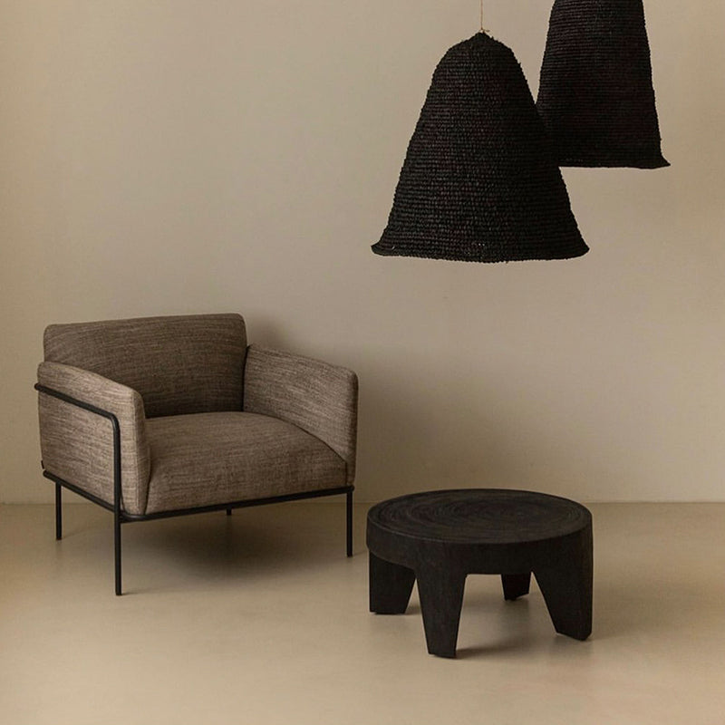 Traditional Rustic Round Coffee Table in Solid Wood – Handcrafted, Low-Profile Sculptural Centerpiece for the Living Room