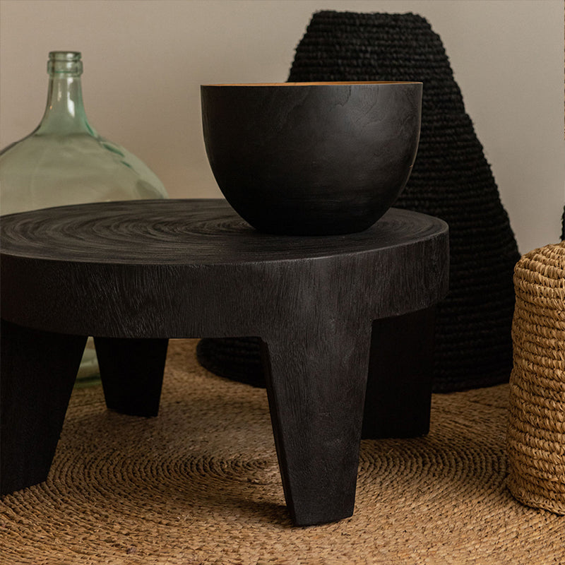 Traditional Rustic Round Coffee Table in Solid Wood – Handcrafted, Low-Profile Sculptural Centerpiece for the Living Room