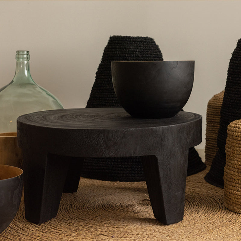 Traditional Rustic Round Coffee Table in Solid Wood – Handcrafted, Low-Profile Sculptural Centerpiece for the Living Room