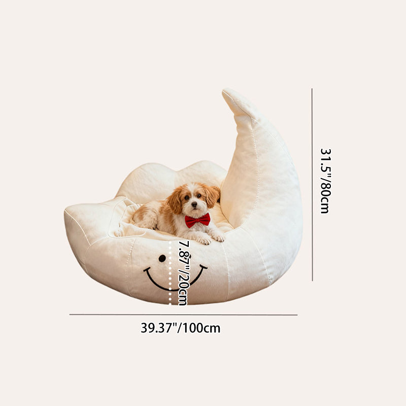 Contemporary Velvet Moon-Shaped Pet Bed for Cats and Dogs — Curved Design with Plush Sponge Cushion, Perfect for the Bedroom