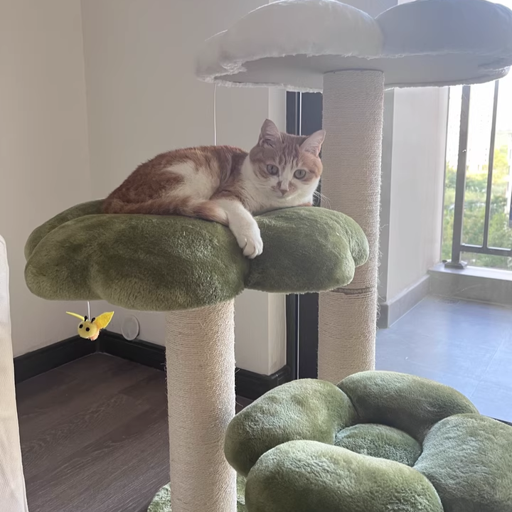 Stylish Contemporary Round Cat Tree with Velvet Fabric and Sisal – 3-Tier Particleboard Cat Tower for Living Room