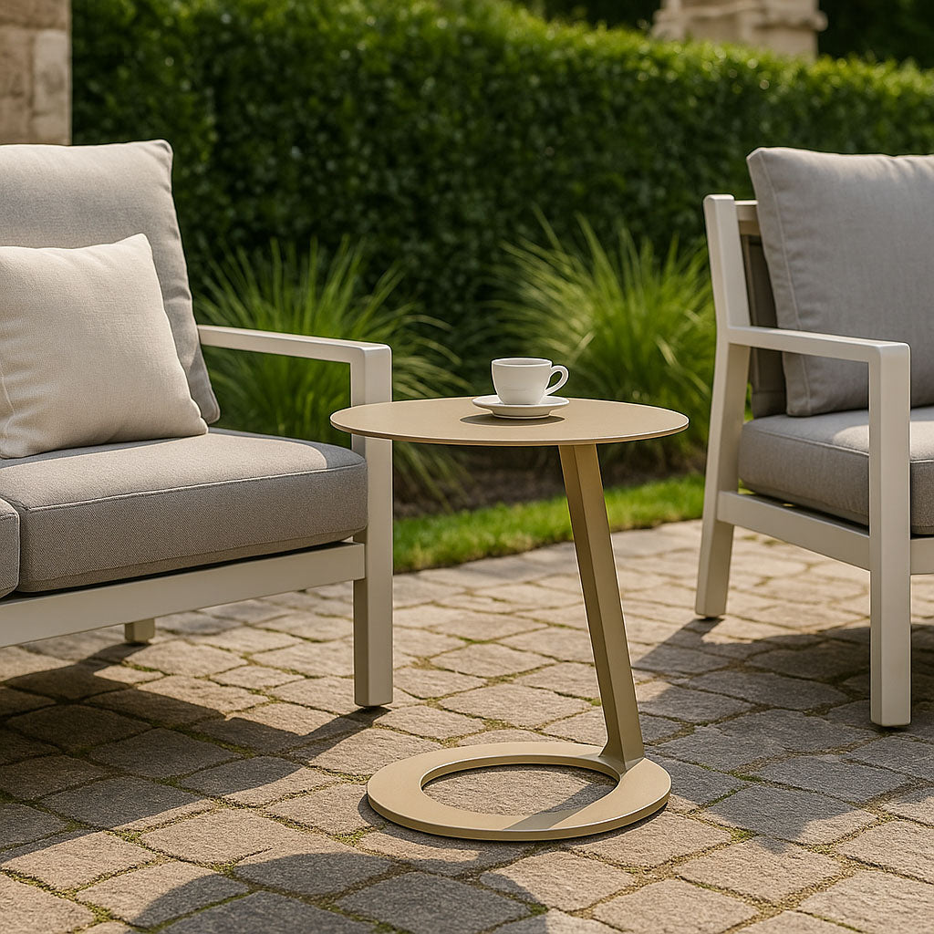 Corrosion-Resistant Round Outdoor End Table – Minimalist 1-Tier Design with Durable Aluminum Frame for Garden & Balcony