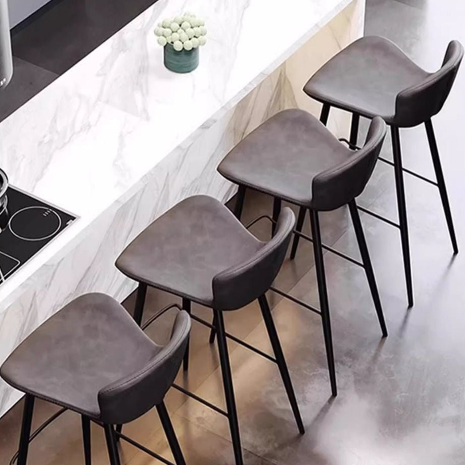 Contemporary Scandinavian Curved Faux Leather Bar Stool with Carbon Steel Frame, High-Leg Design & Footrest for Dining Room