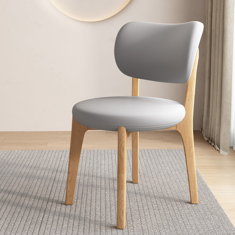 Contemporary Scandinavian Oak Dining Chair with Faux Leather Upholstery and Round-Curved Backrest – Ideal for Dining Rooms