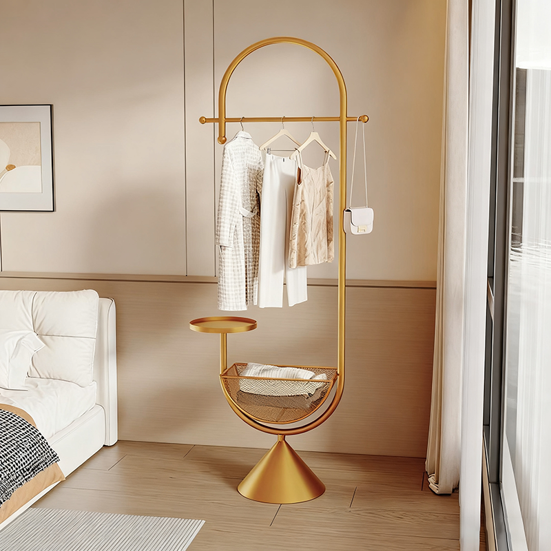 Modern Minimalist G-Shaped Hall Tree in Iron Carbon Steel, Freestanding with 1 Basket for Bedroom