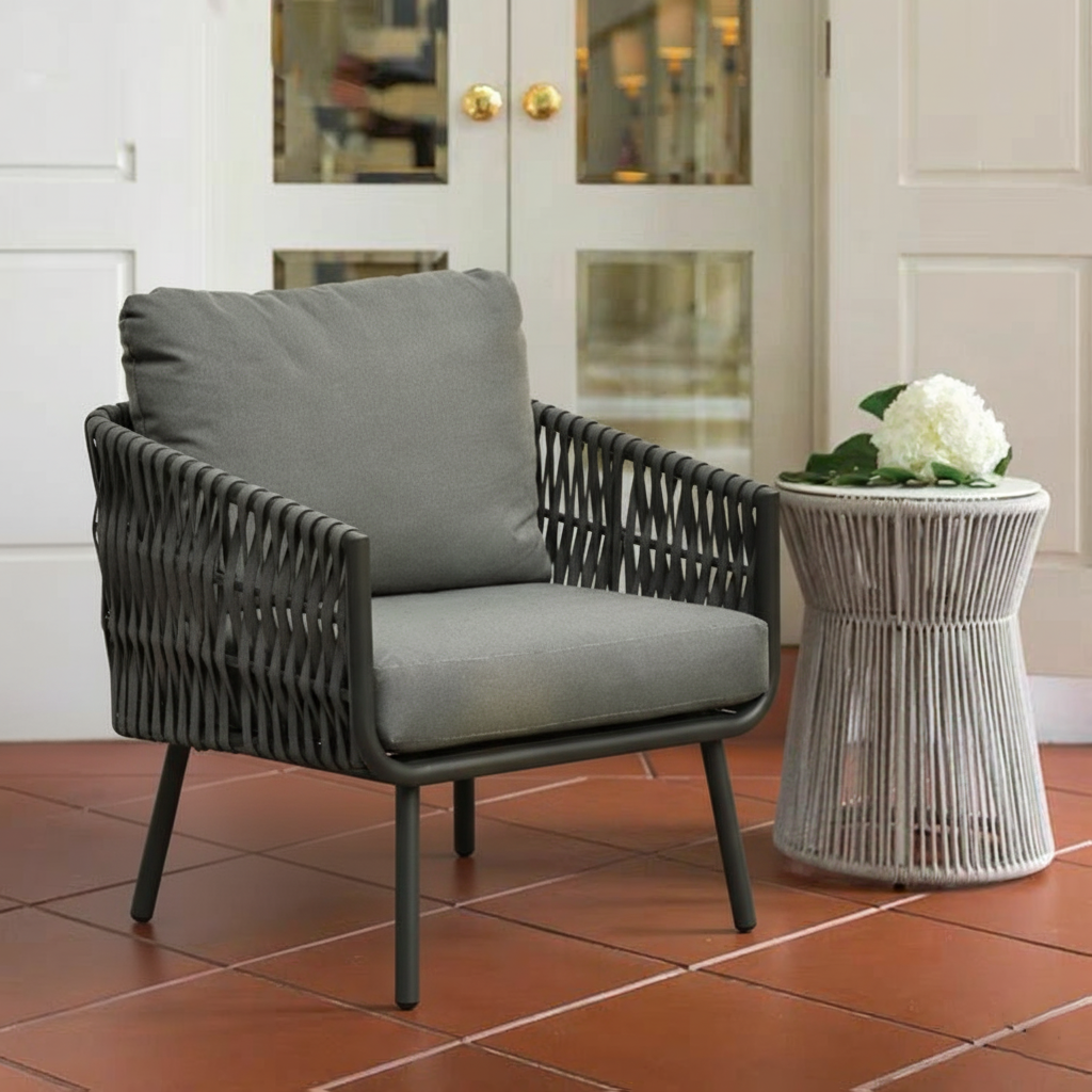 Sleek Stain-Resistant Modern Aluminum Outdoor Sofa — 1/3-Seat for Patio & Garden