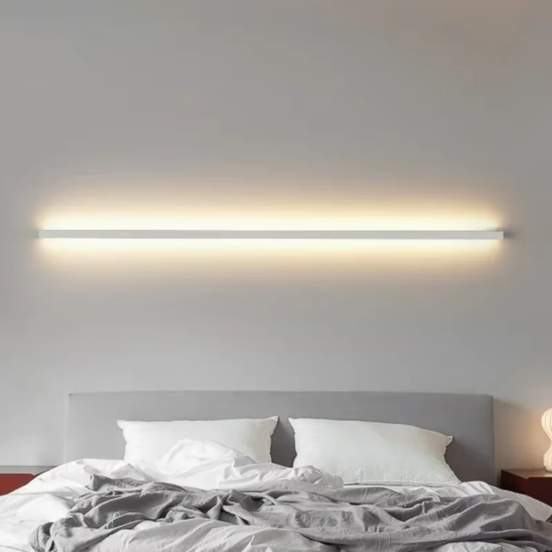Nordic Aluminium LED Light Bar Wall Lamp - Sleek, Modern Illumination