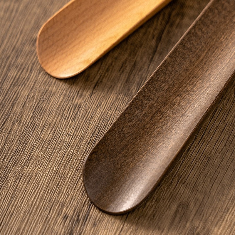 Wooden Long-Handle Magnetic Shoehorn for Effortless On and Off
