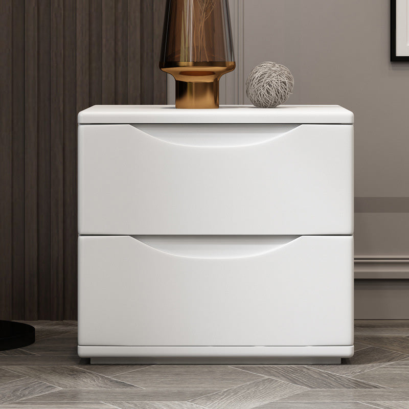 Traditional Japanese-Style Rectangular Nightstand with Rubber Wood & Metal – 2/3-Drawer Bedside Table