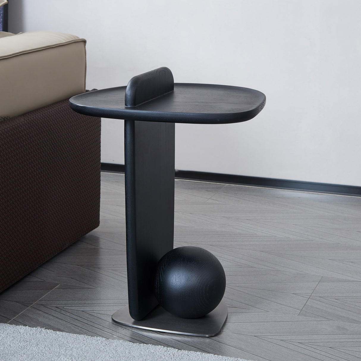 Sculptural Solid Wood Ball End Table - Art Deco Style, Versatile Corner Accent for Living Room