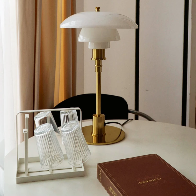 Amber Glass Table Lamp in Scandinavian Style – Warm, Minimalist Lighting for Modern Homes