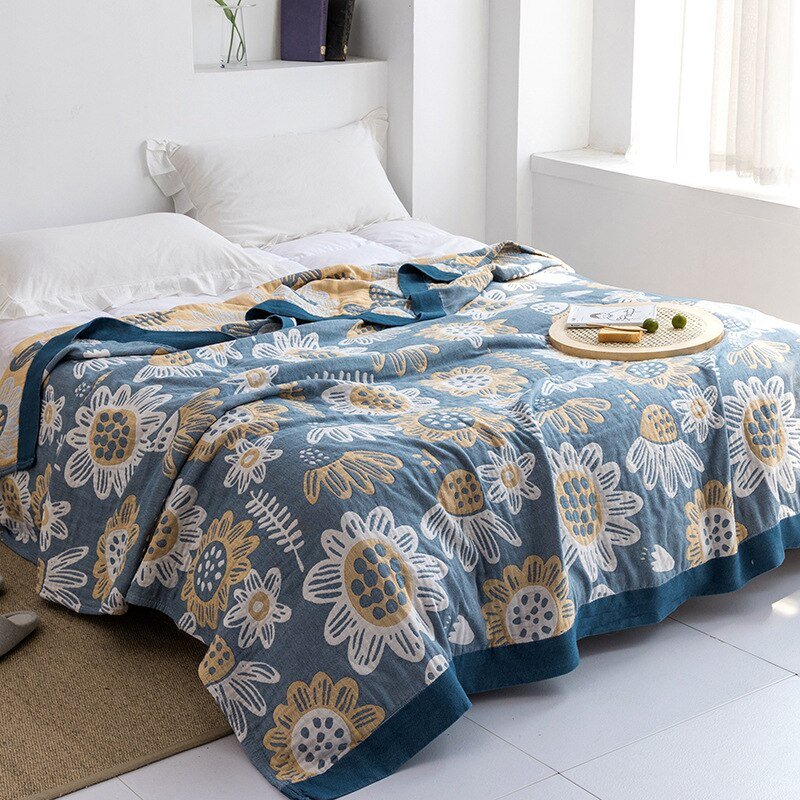 Japanese Soft Throw Blanket — Plush Cozy Comfort for Your Home
