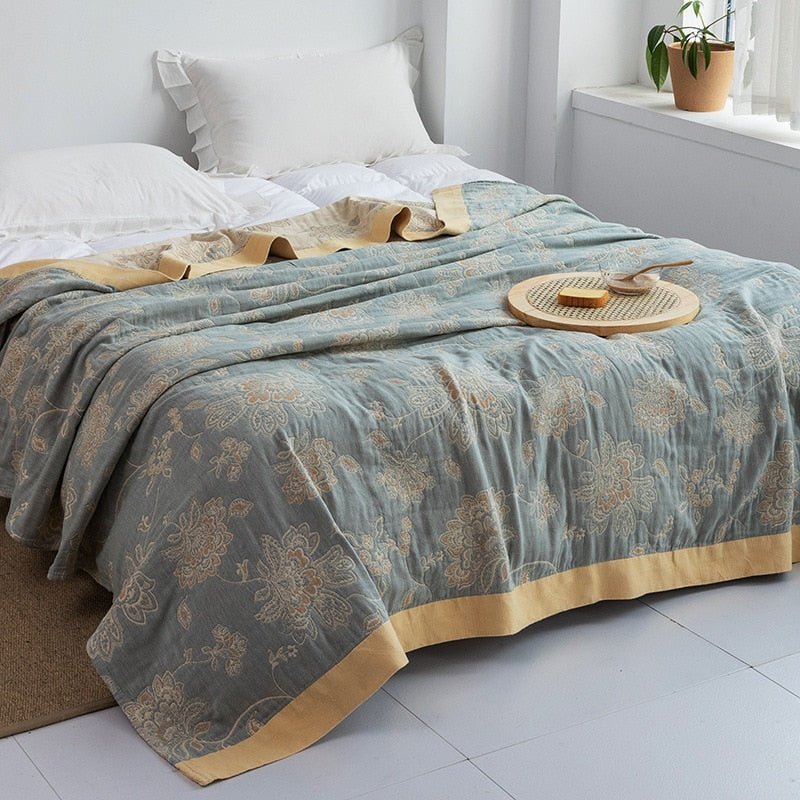 Japanese Soft Throw Blanket — Plush Cozy Comfort for Your Home