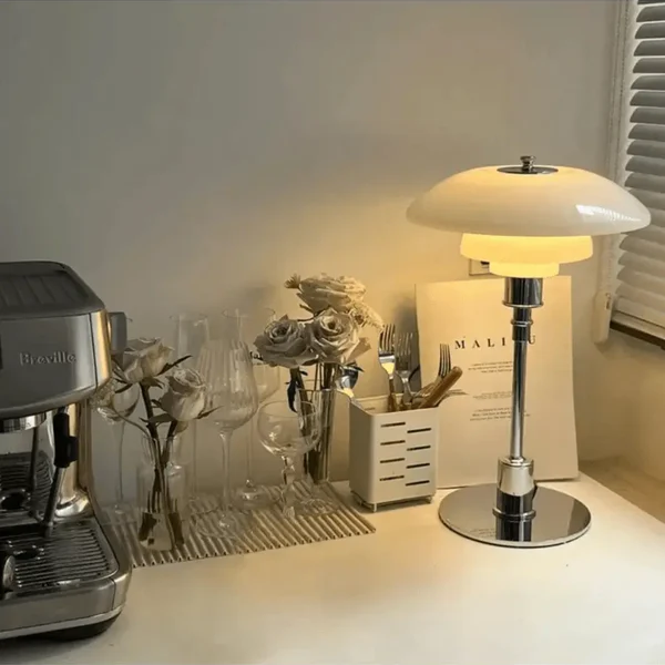Amber Glass Table Lamp in Scandinavian Style – Warm, Minimalist Lighting for Modern Homes