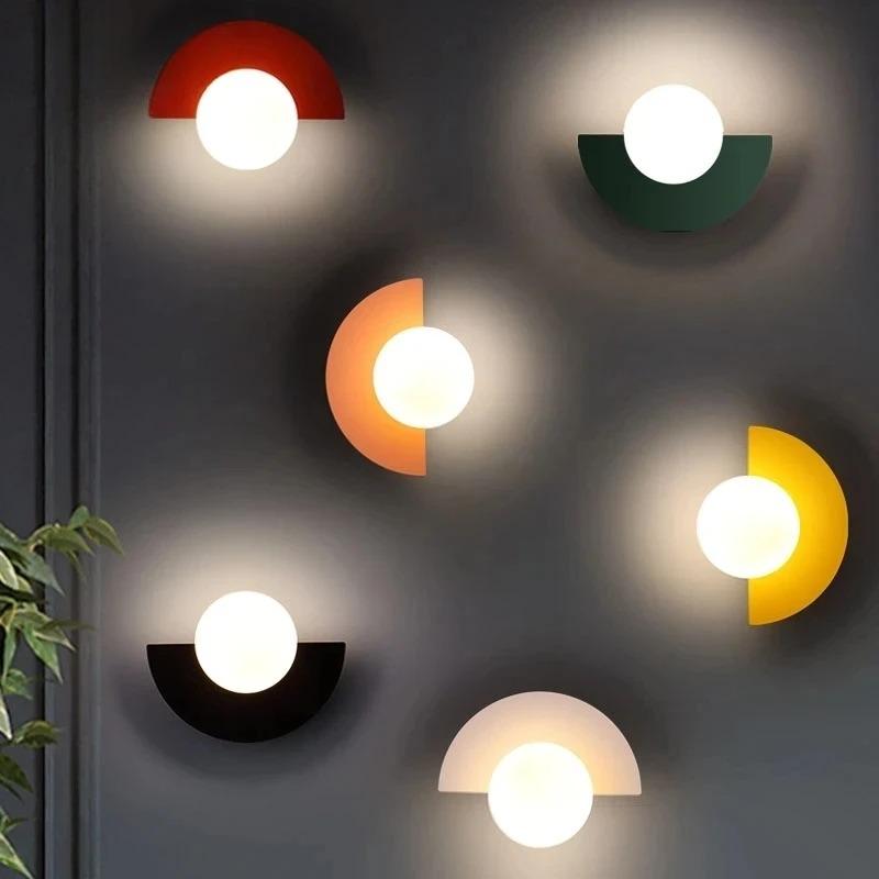 Nordic-Inspired Minimalist Semicircle Wall Lamp